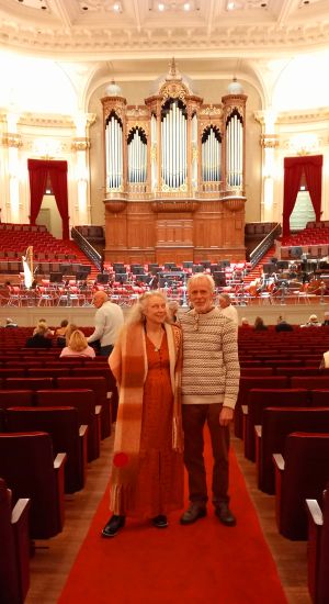 Wij in de grote zaal van het Concertgebouw in Amsterdam Wij in de grote zaal van het Concertgebouw in Amsterdam